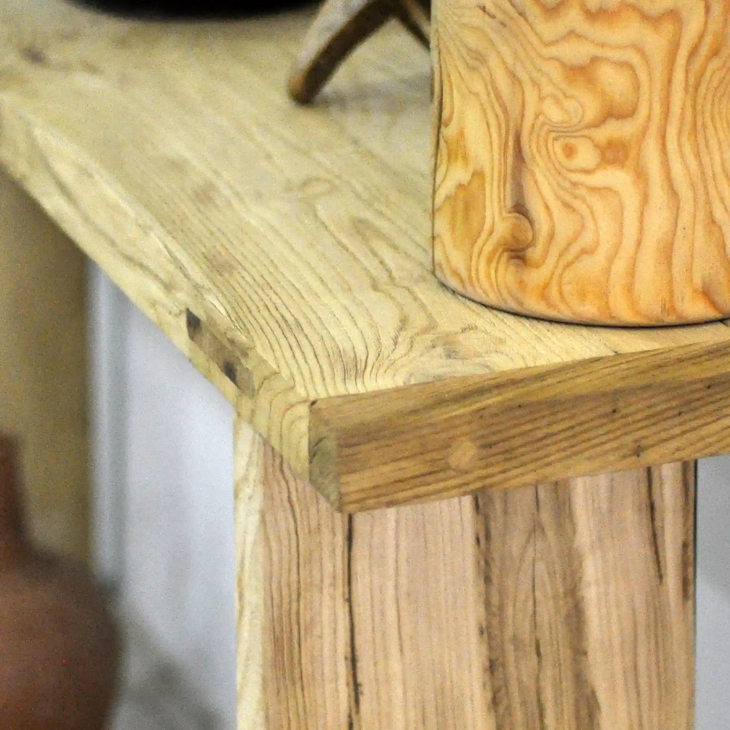 Rustikale Badezimmerwaschtische - Schmaler Bauernhausstil, Live Edge Wood 